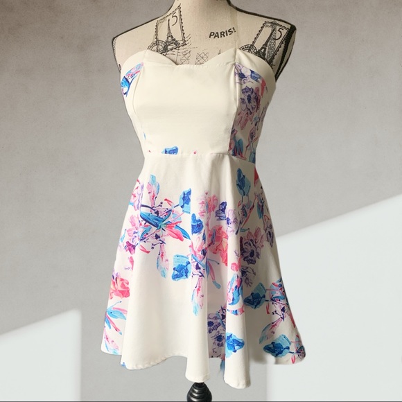 cheng xin Dresses & Skirts - CHENG XIN floral halter dress XS